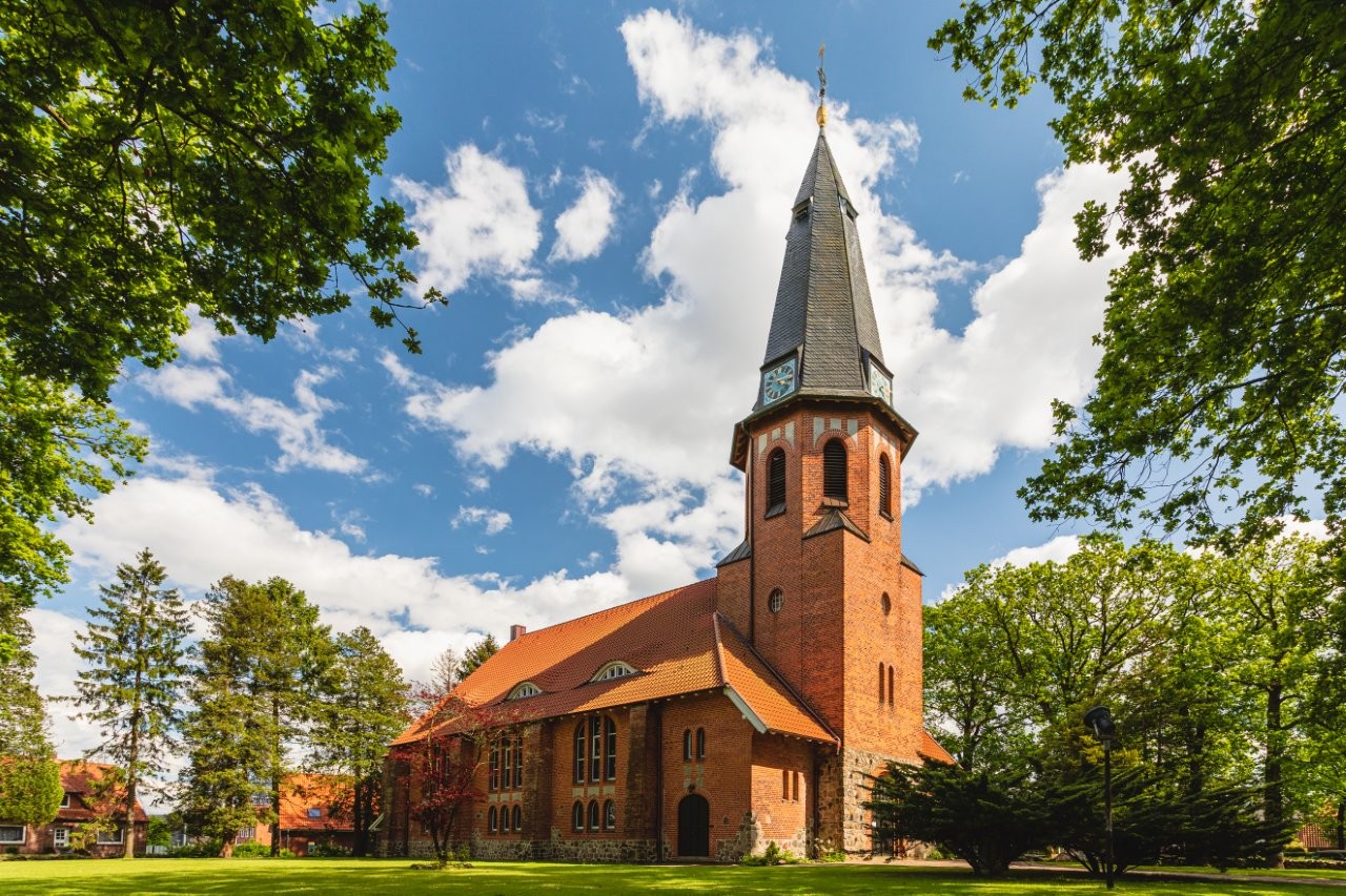 Kirche zu Apensen klein